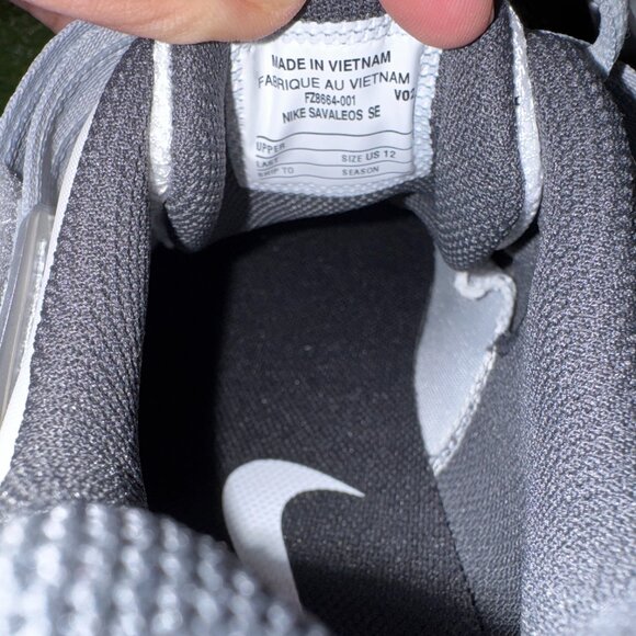 Athletic_Shoes